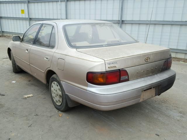 4T1SK12E3SU646027 - 1995 TOYOTA CAMRY LE GOLD photo 3