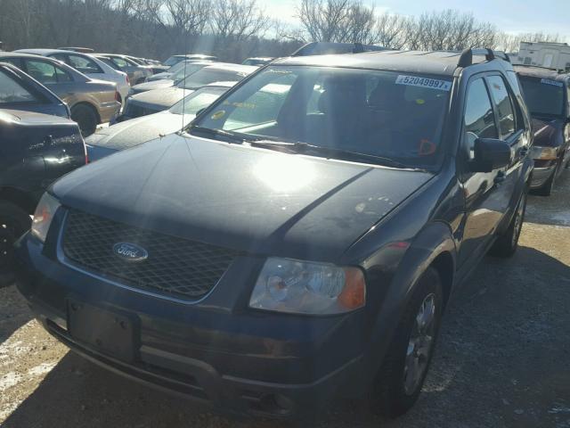 1FMDK02157GA18038 - 2007 FORD FREESTYLE GRAY photo 2