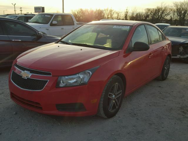 1G1PA5SH9E7144925 - 2014 CHEVROLET CRUZE LS RED photo 2