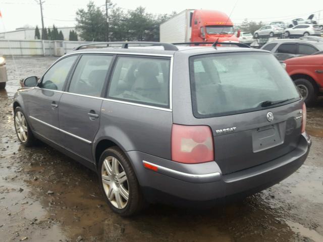 WVWYU63B25E098272 - 2005 VOLKSWAGEN PASSAT GLX SILVER photo 3