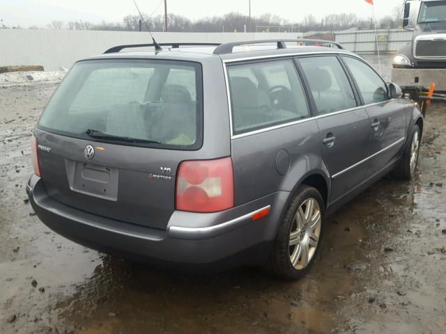 WVWYU63B25E098272 - 2005 VOLKSWAGEN PASSAT GLX SILVER photo 4