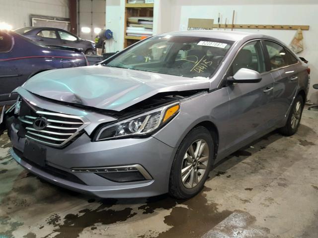 5NPE24AF6FH004415 - 2015 HYUNDAI SONATA SE BLUE photo 2