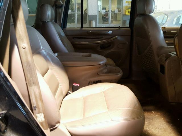 5LMPU28L4WLJ45443 - 1998 LINCOLN NAVIGATOR BLACK photo 6