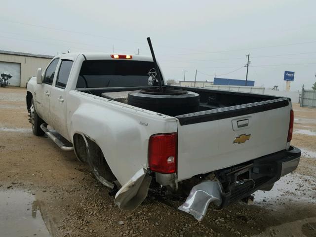 1GCJC336X7F567353 - 2007 CHEVROLET SILVERADO WHITE photo 3