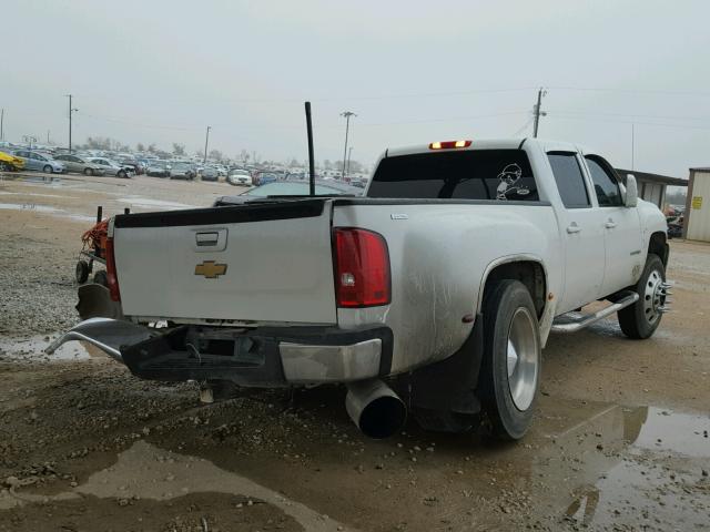 1GCJC336X7F567353 - 2007 CHEVROLET SILVERADO WHITE photo 4