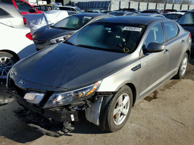 5XXGM4A7XFG357859 - 2015 KIA OPTIMA LX SILVER photo 2