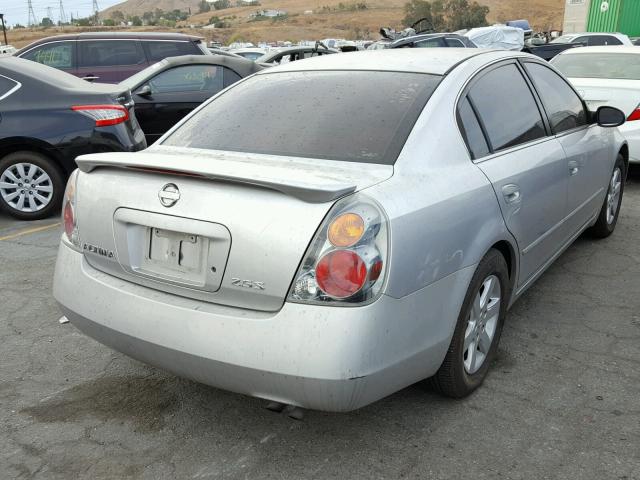 1N4AL11D32C229833 - 2002 NISSAN ALTIMA BAS SILVER photo 4