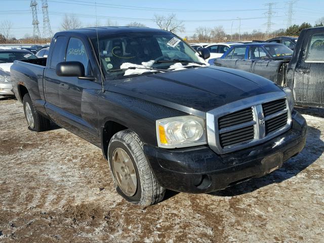 1D7HE42K65S158371 - 2005 DODGE DAKOTA SLT BLACK photo 1