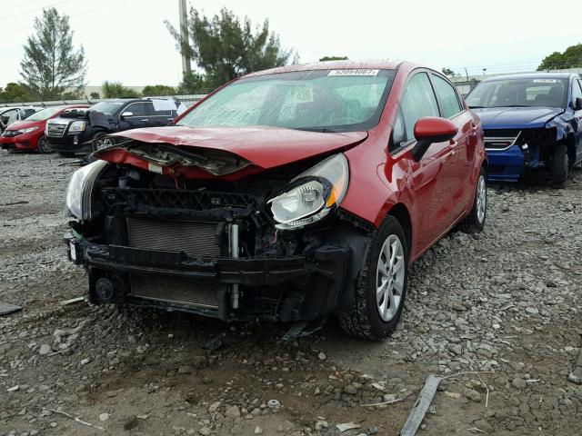 KNADM4A36F6437705 - 2015 KIA RIO LX RED photo 2