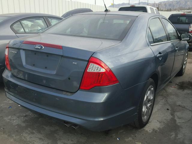 3FAHP0HA0BR116304 - 2011 FORD FUSION SE BLUE photo 4