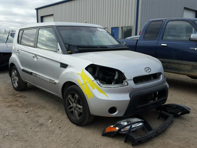KNDJT2A26B7718654 - 2011 KIA SOUL + SILVER photo 1