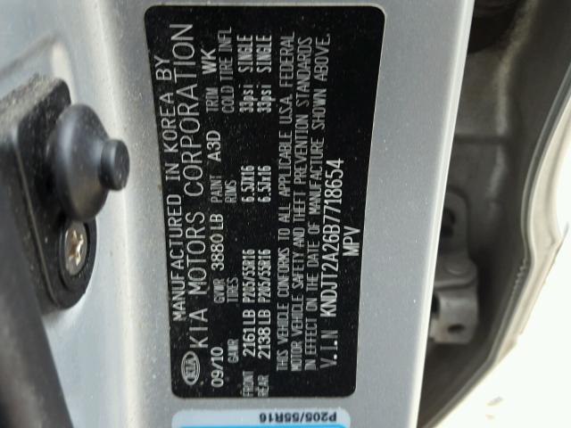 KNDJT2A26B7718654 - 2011 KIA SOUL + SILVER photo 10