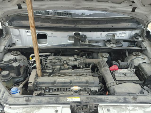 KNDJT2A26B7718654 - 2011 KIA SOUL + SILVER photo 7