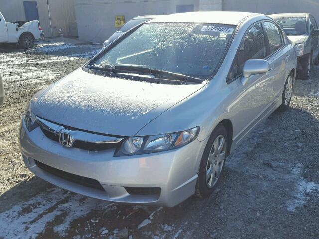 2HGFA1F57AH329275 - 2010 HONDA CIVIC LX SILVER photo 2