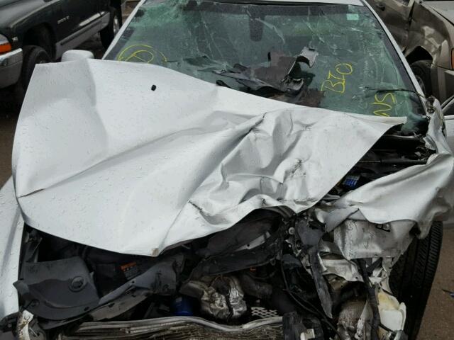 1G1ZE5E79BF276407 - 2011 CHEVROLET MALIBU LTZ 银色 照片 7