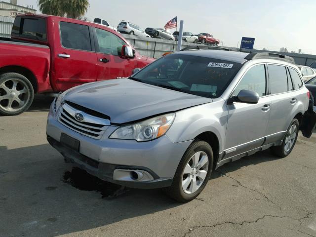 4S4BRBFC2B3353705 - 2011 SUBARU OUTBACK 2. SILVER photo 2