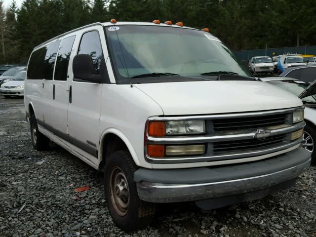 1GAHG39R611203545 - 2001 CHEVROLET EXPRESS G3 WHITE photo 1