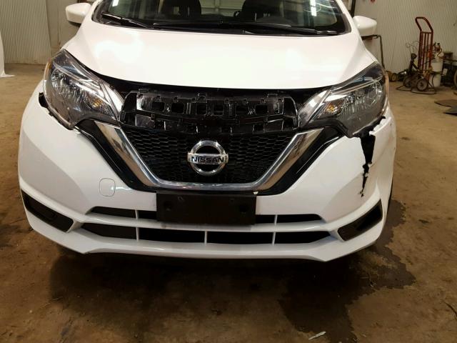 3N1CE2CP8JL352057 - 2018 NISSAN VERSA NOTE WHITE photo 9