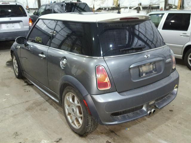 WMWRE33442TD54386 - 2002 MINI COOPER S SILVER photo 3