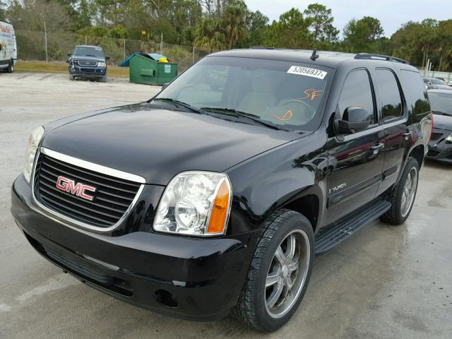 1GKFC13CX8R229827 - 2008 GMC YUKON BLACK photo 2