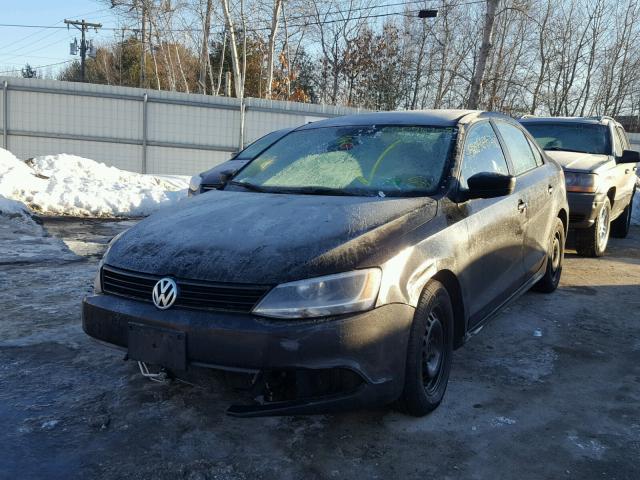 3VW1K7AJ8DM300643 - 2013 VOLKSWAGEN JETTA BASE შავი ფოტო 2
