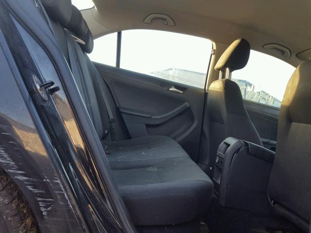 3VW1K7AJ8DM300643 - 2013 VOLKSWAGEN JETTA BASE შავი ფოტო 6