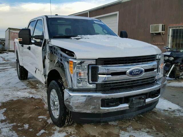1FT7W2B69HED43334 - 2017 FORD F250 SUPER WHITE photo 1