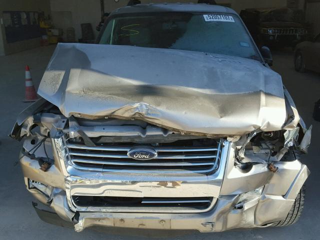 1FMEU63E98UA73615 - 2008 FORD EXPLORER X GRAY photo 7