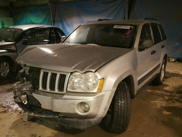 1J4GR48K16C234084 - 2006 JEEP GRAND CHER SILVER photo 2