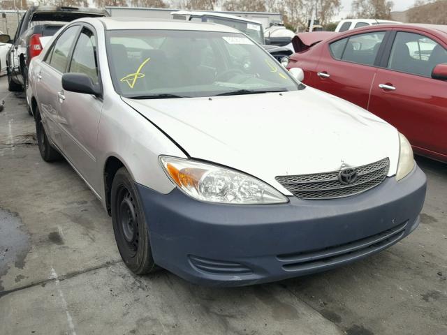 JTDBE32K430173146 - 2003 TOYOTA CAMRY LE SILVER photo 1
