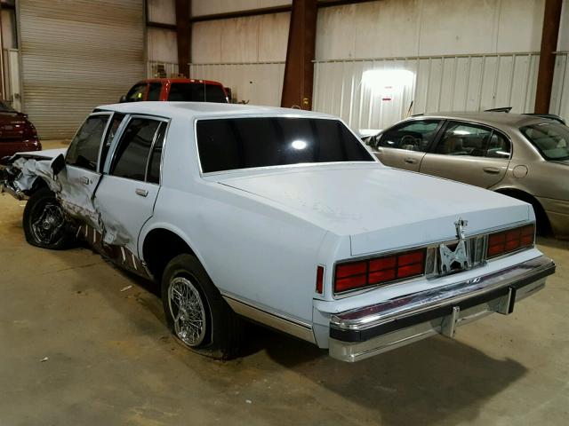 1G1BU51H6HX107600 - 1987 CHEVROLET CAPRICE CL TWO TONE photo 3