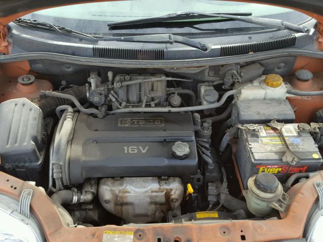 KL1TD62605B503214 - 2005 CHEVROLET AVEO BASE ORANGE photo 7