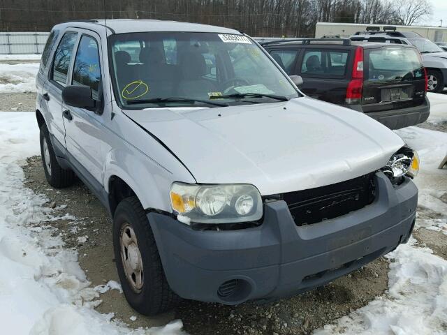 1FMYU02Z45KA39541 - 2005 FORD ESCAPE XLS SILVER photo 1