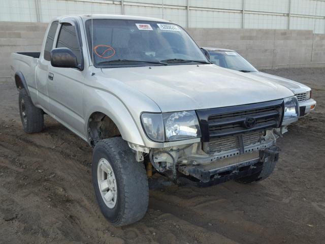 4TAWN72N9YZ639087 - 2000 TOYOTA TACOMA XTR SILVER photo 1