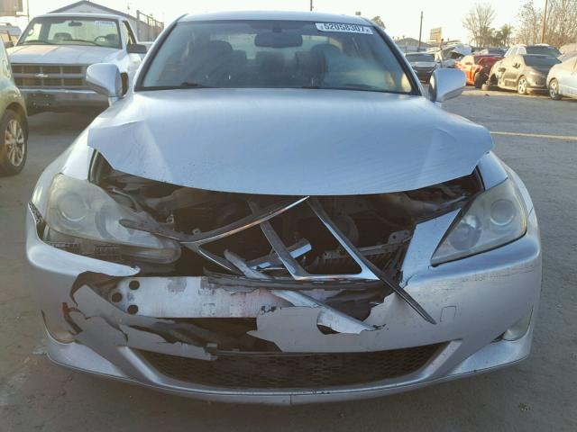 JTHCK262565000694 - 2006 LEXUS IS 250 SILVER photo 9