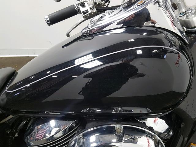 JH2RC44J22K020127 - 2002 HONDA VT750 CDB BLACK photo 18