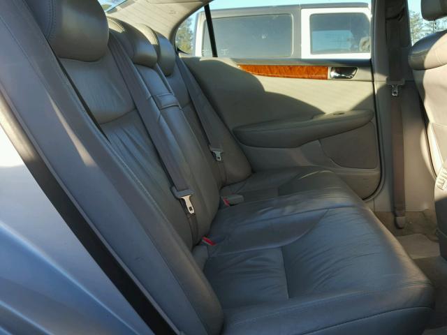 JTHBA30G055073334 - 2005 LEXUS ES 330 SILVER photo 6