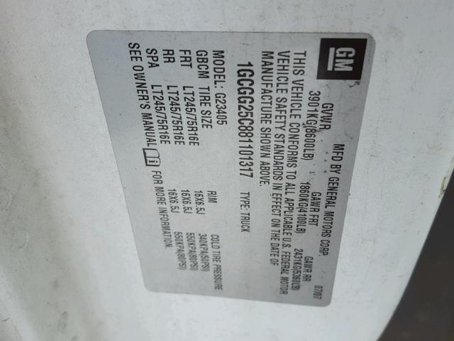 1GCGG25C881101317 - 2008 CHEVROLET EXPRESS G2 WHITE photo 10