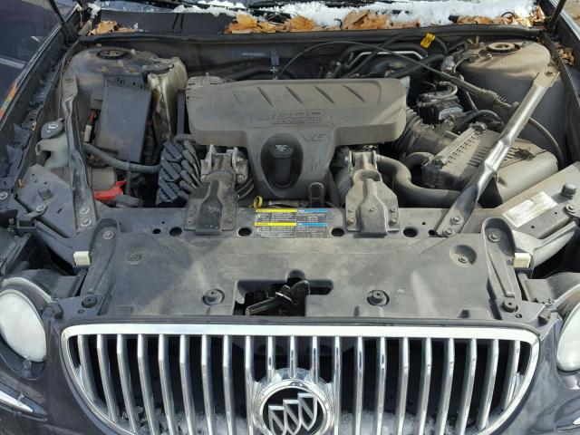 2G4WC582181228685 - 2008 BUICK LACROSSE C GRAY photo 7