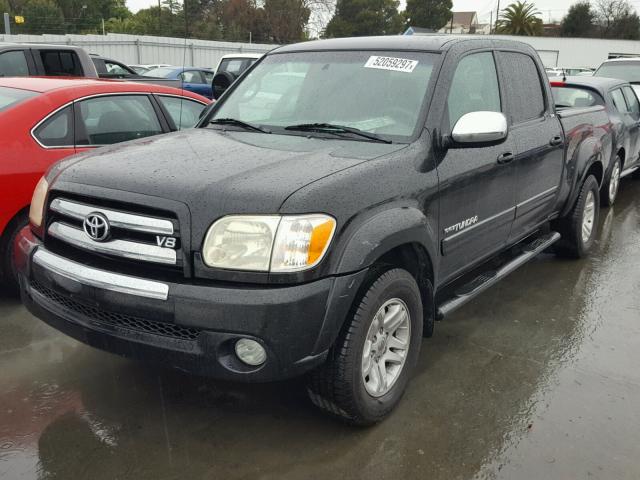 5TBET34136S506373 - 2006 TOYOTA TUNDRA DOU BLACK photo 2