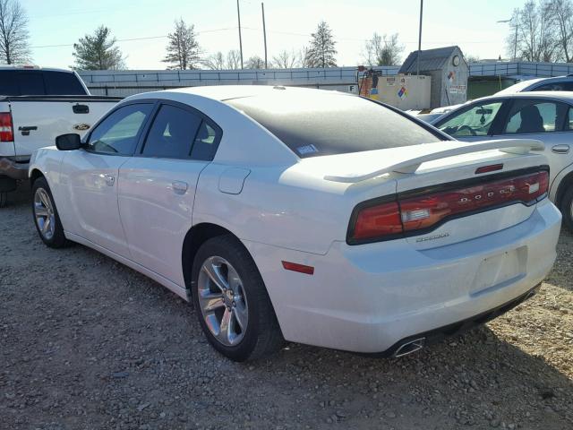 2B3CL3CG5BH506728 - 2011 DODGE CHARGER WHITE photo 3