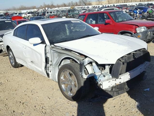 2B3CL3CG5BH506728 - 2011 DODGE CHARGER WHITE photo 9