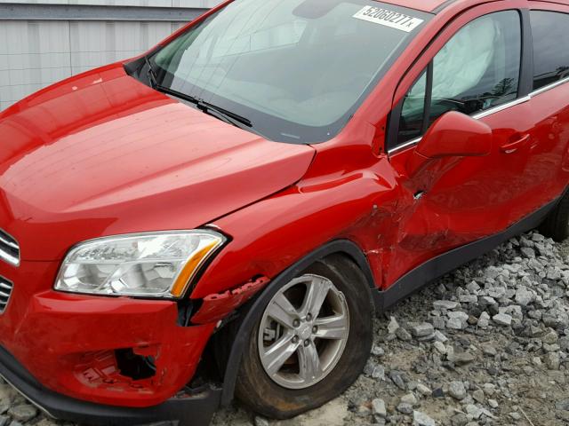 3GNCJLSB8FL242662 - 2015 CHEVROLET TRAX 1LT RED photo 9