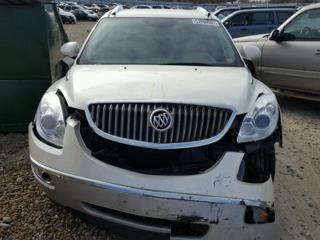 5GAER13DX9J177809 - 2009 BUICK ENCLAVE CX WHITE photo 7