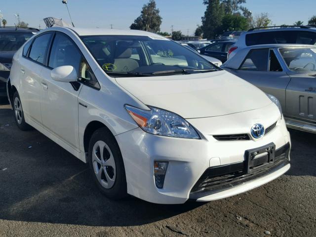 JTDKN3DU4F0450915 - 2015 TOYOTA PRIUS WHITE photo 1