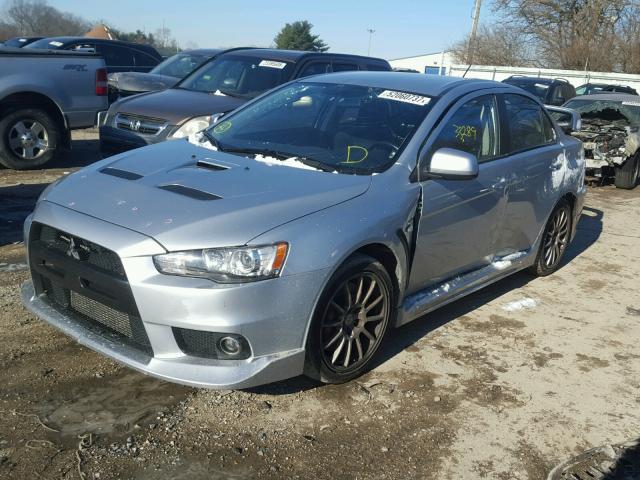 JA32W8FV4DU005272 - 2013 MITSUBISHI LANCER EVO SILVER photo 2