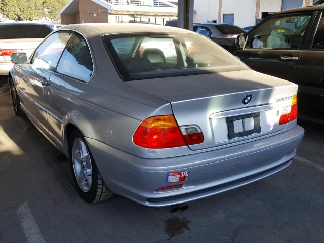 WBABN33422JW52235 - 2002 BMW 325 CI Srebrny zdjęcie 3