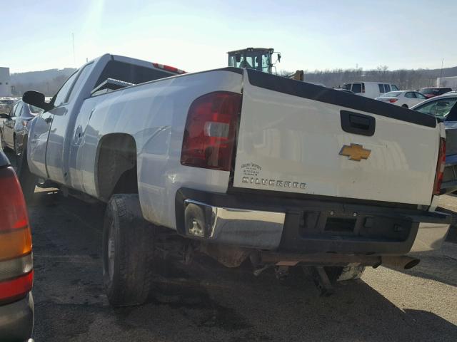 1GCHC29K07E505074 - 2007 CHEVROLET SILVERADO WHITE photo 3