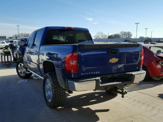 3GCRKSE35AG226158 - 2010 CHEVROLET SILVERADO BLUE photo 3