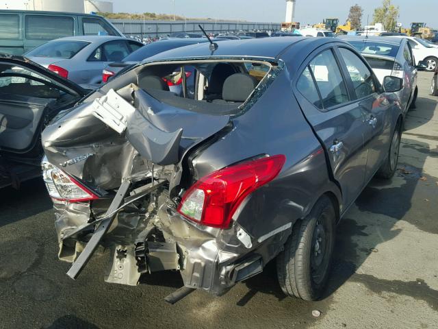 3N1CN7APXGL893586 - 2016 NISSAN VERSA S BROWN photo 4